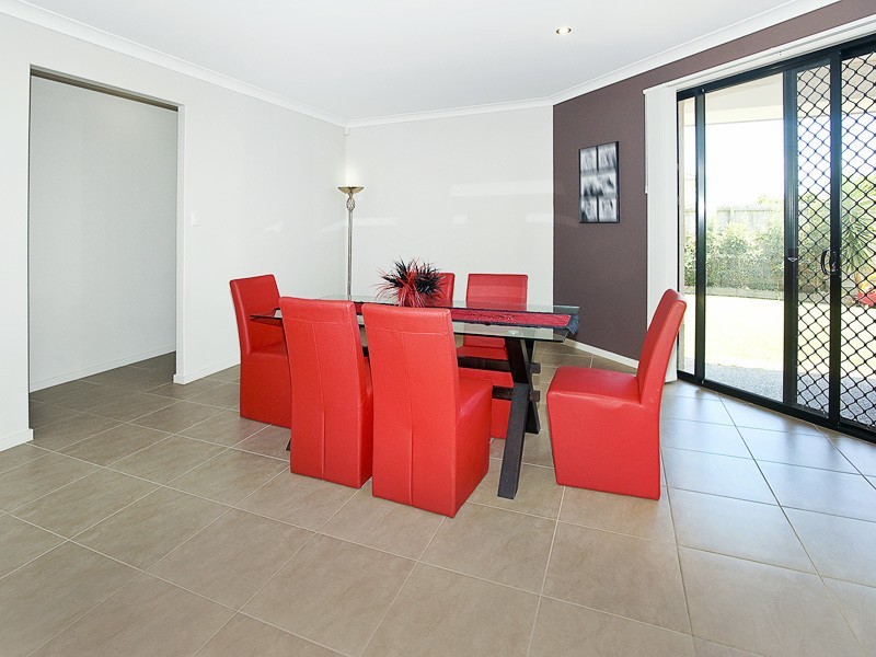 45 SWAN PARADE, Warner QLD 4500