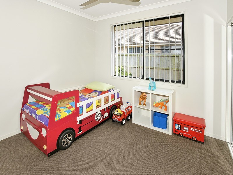 45 SWAN PARADE, Warner QLD 4500