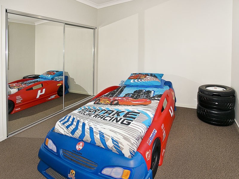 45 SWAN PARADE, Warner QLD 4500