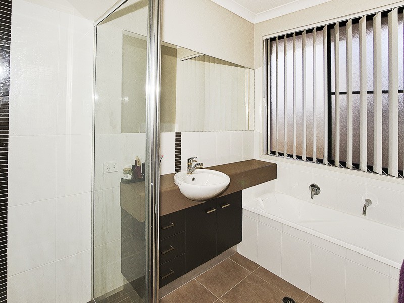 45 SWAN PARADE, Warner QLD 4500