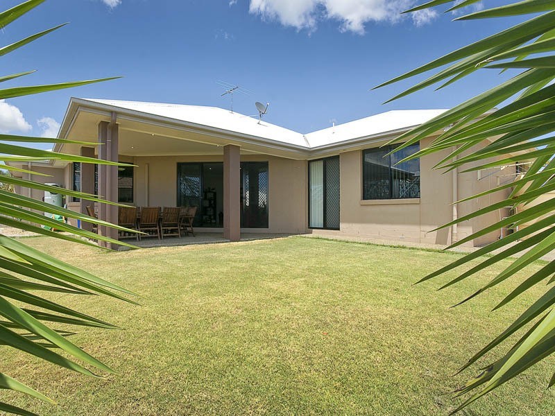 45 SWAN PARADE, Warner QLD 4500