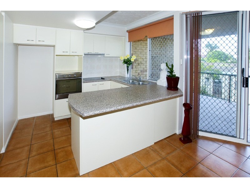 3/16 MURPHY ST, Scarborough QLD 4020