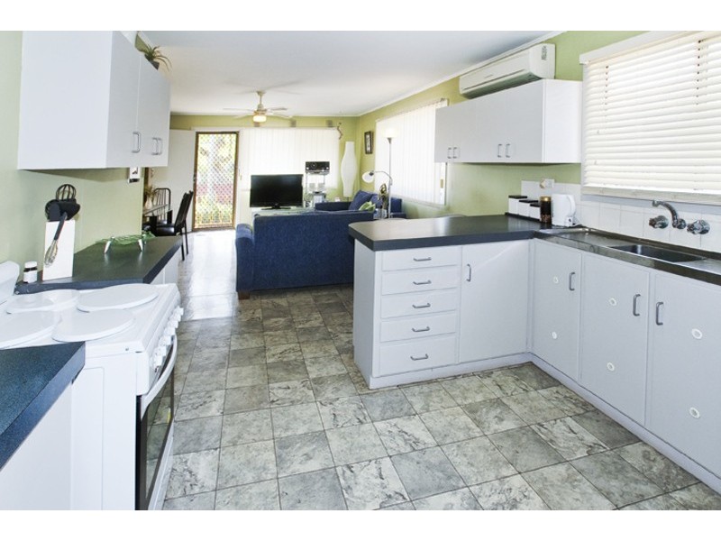 397 SCARBOROUGH ROAD, Scarborough QLD 4020