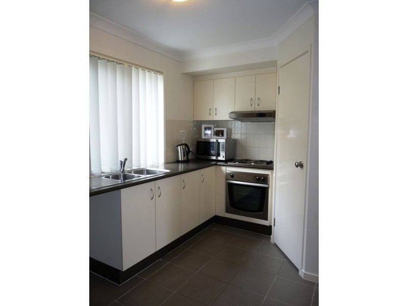 8/56 FLEET DRIVE, Kippa-ring QLD 4021