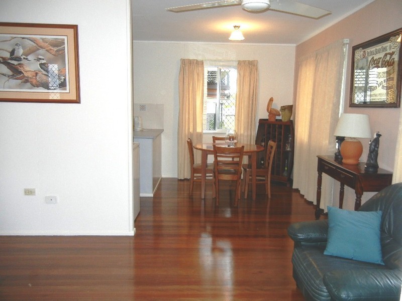 20 HIBISCUS AVENUE, Redcliffe QLD 4020