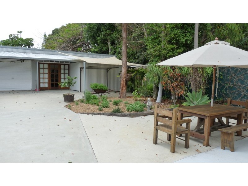 30 CENTRAL AVE, Scarborough QLD 4020