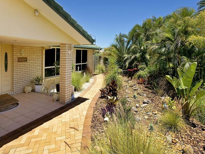 11 VOLUNTEER STREET, Newport QLD 4020