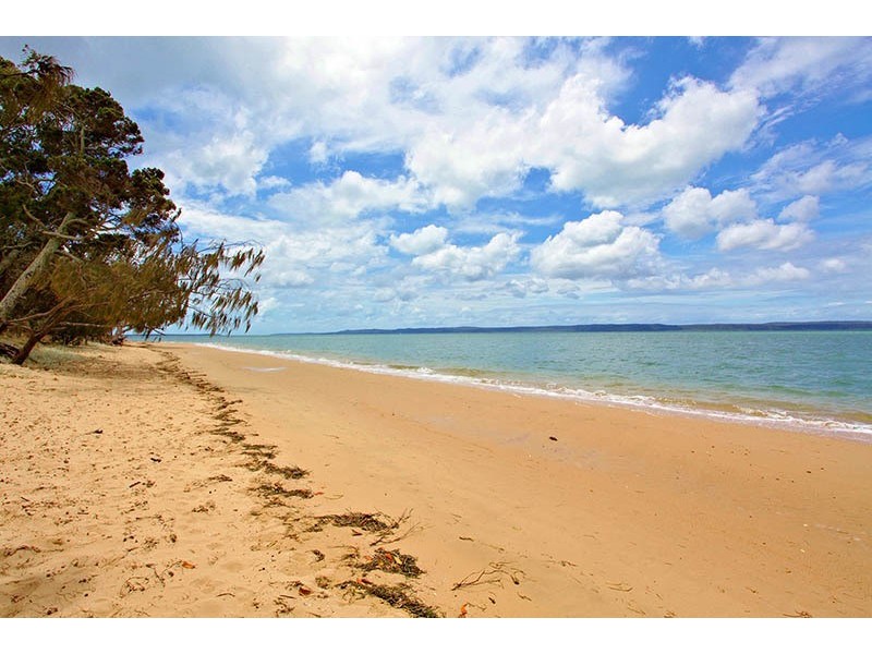 88 VICTORIA PARADE EAST, Coochiemudlo Island QLD 4184