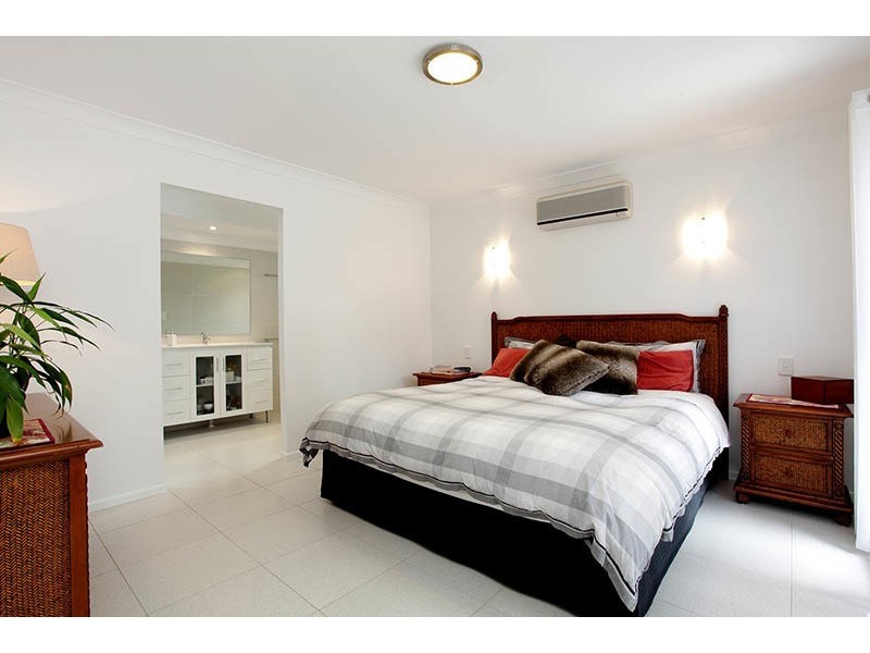 88 VICTORIA PARADE EAST, Coochiemudlo Island QLD 4184