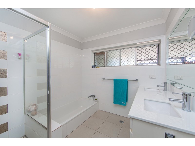 241 OXLEY AVE, Margate QLD 4019