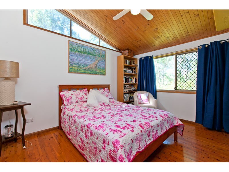 19-23 EAST ROAD, Karragarra Island QLD 4184