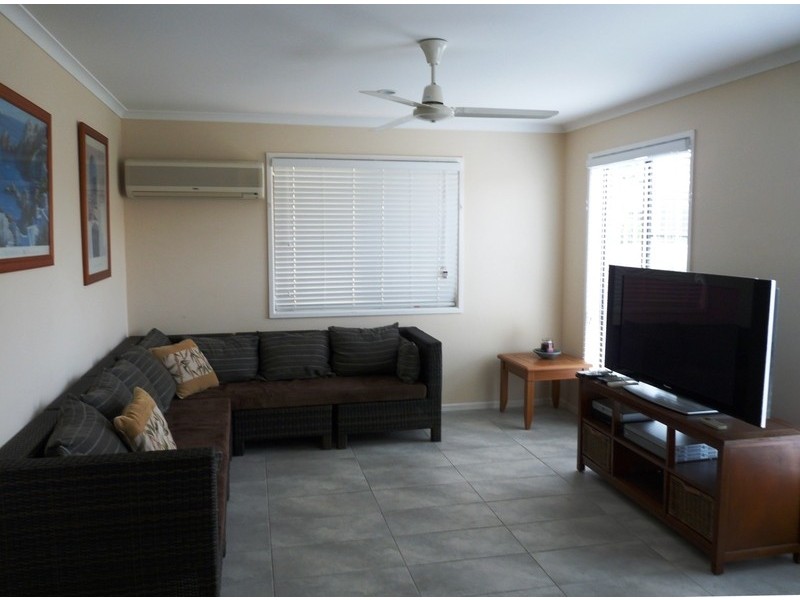 14/2 WATTLE ROAD, Rothwell QLD 4022