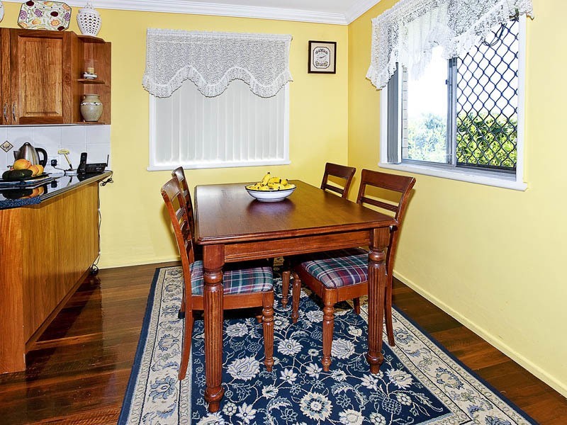 9 CEDAR ST, Clontarf QLD 4019
