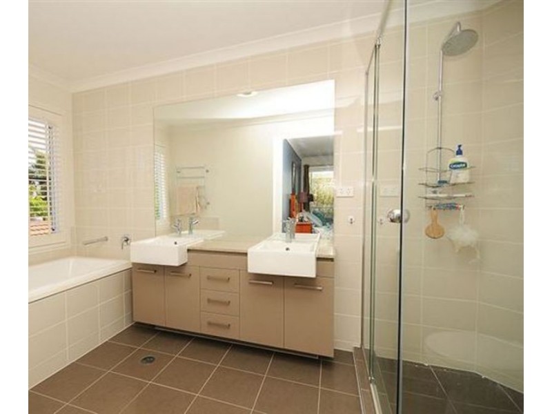 31 KATE ST, Woody Point QLD 4019