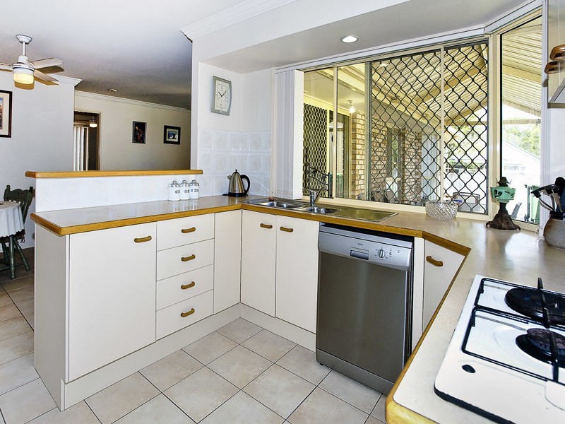 14 BLANCHE COURT, Rothwell QLD 4022