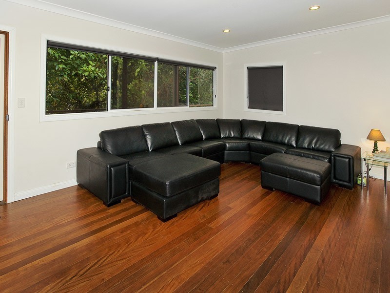 1 MOONAH ST, Coochiemudlo Island QLD 4184