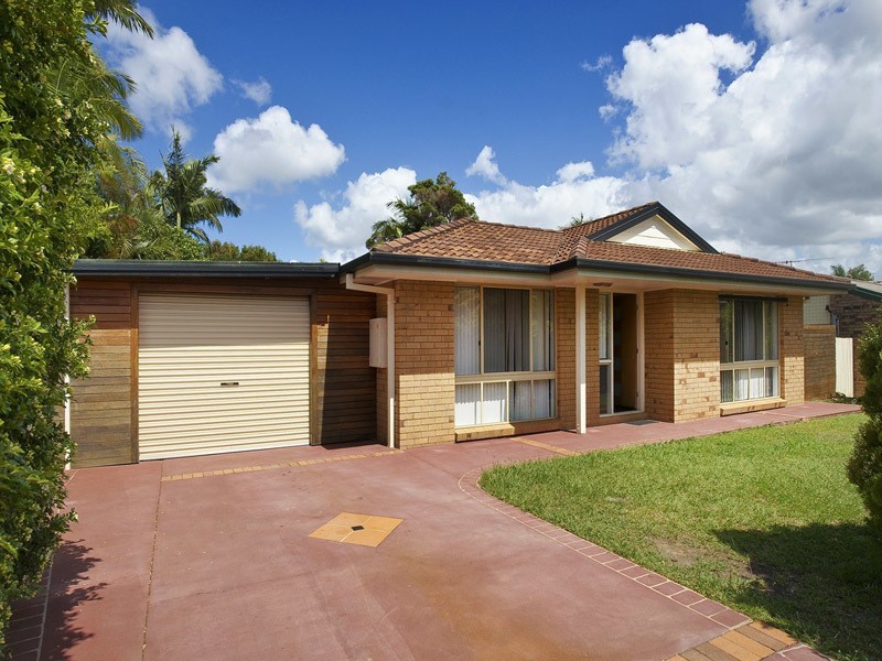 32 CLAREMONT DRIVE, Murrumba Downs QLD 4503