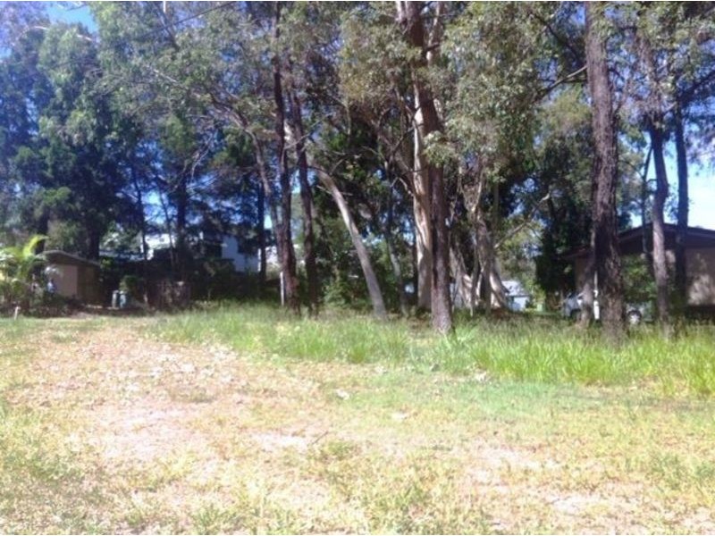 2 MARROO STREET, Coochiemudlo Island QLD 4184