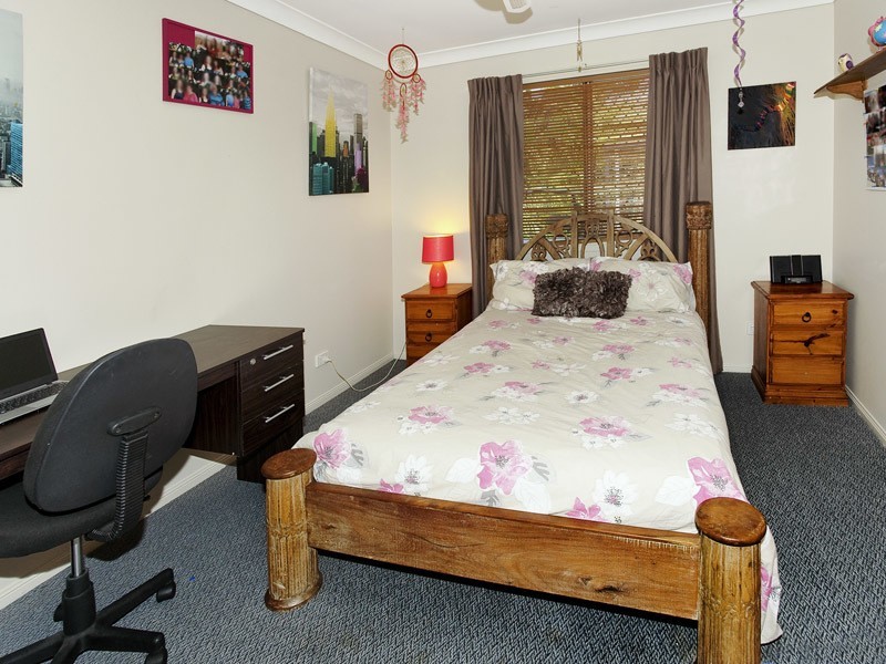 29 ESSEY ST, Clontarf QLD 4019