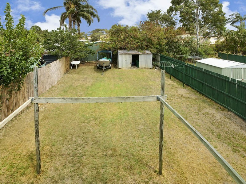 5 SPORTSGROUND ST, Redcliffe QLD 4020