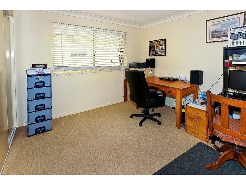 25 THURECHT PDE, Scarborough QLD 4020