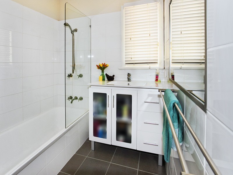 27 THURECHT PDE, Scarborough QLD 4020