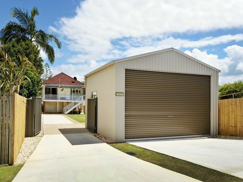 27 THURECHT PDE, Scarborough QLD 4020