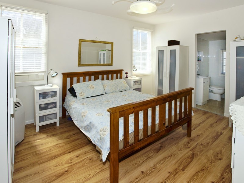 132 OXLEY AVE, Woody Point QLD 4019