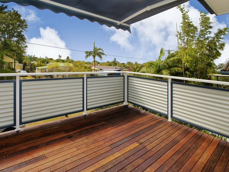 18 RALPH ST, Clontarf QLD 4019