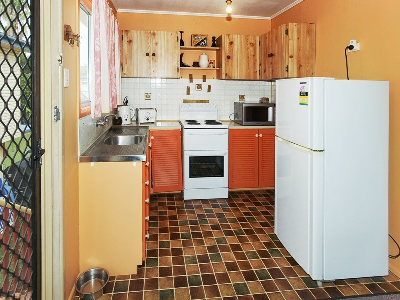 96 SPORTSGROUND ST, Redcliffe QLD 4020