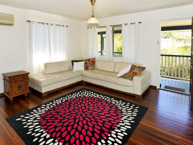 6 WENDY CRESCENT, Clontarf QLD 4019