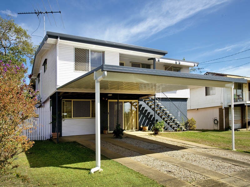 9 DUKE ST, Clontarf QLD 4019