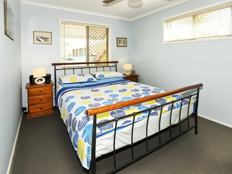 9 DUKE ST, Clontarf QLD 4019