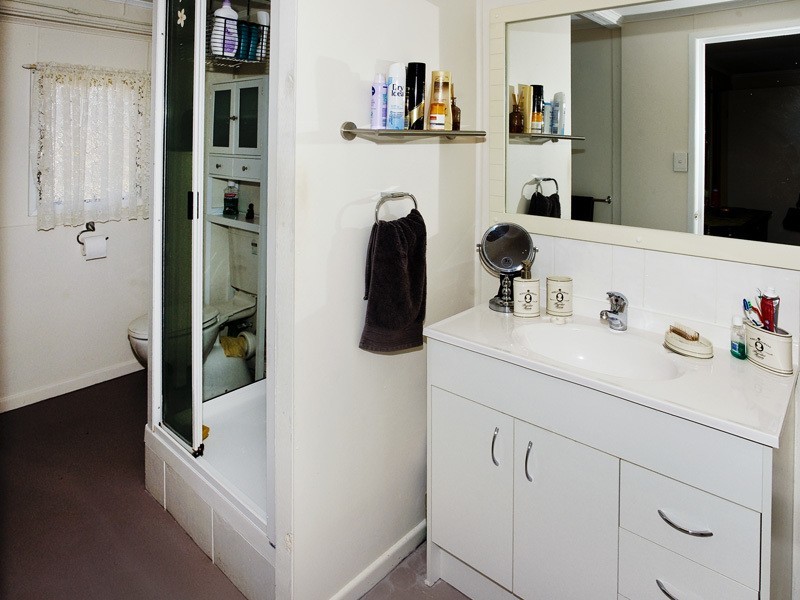 9 DUKE ST, Clontarf QLD 4019