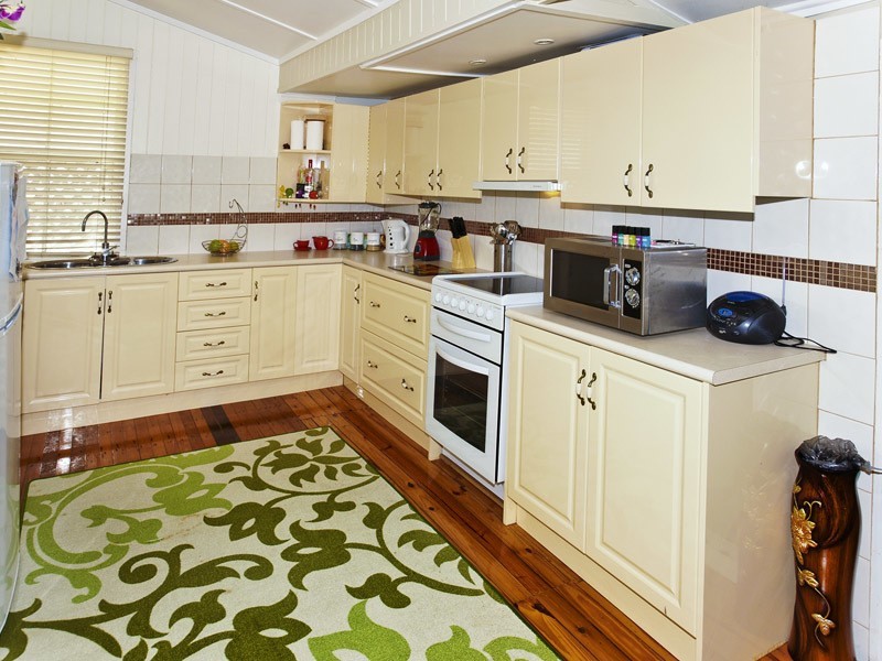 34 DONALD ST, Woody Point QLD 4019