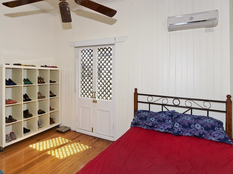 34 DONALD ST, Woody Point QLD 4019
