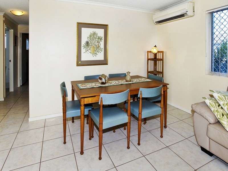 2/17 BAILEY STREET, Woody Point QLD 4019