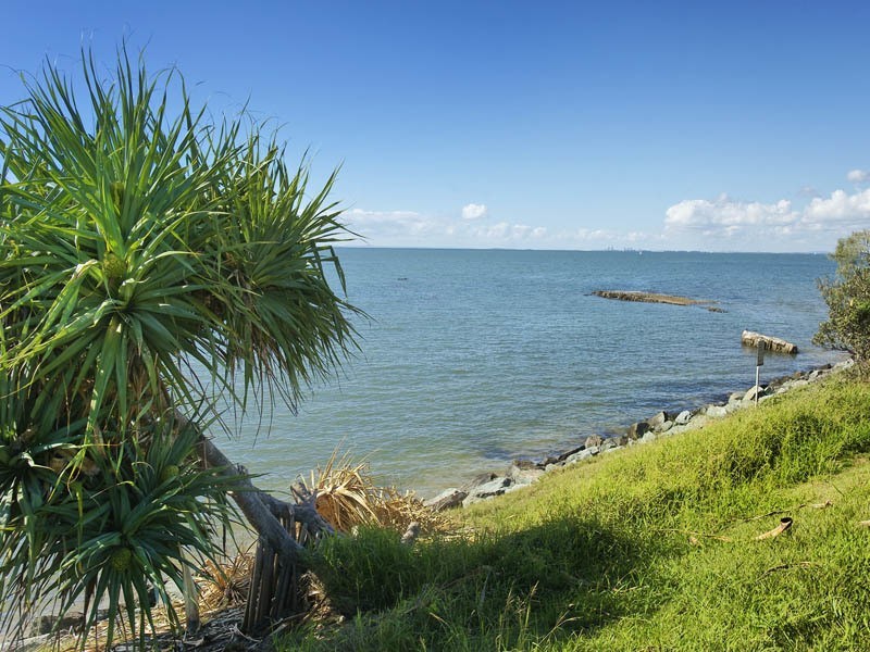 2/17 BAILEY STREET, Woody Point QLD 4019