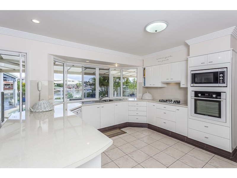 17 CONSTELLATION COURT, Newport QLD 4020