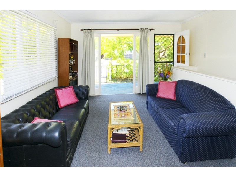 36 CHARTWELL STREET, Margate QLD 4019