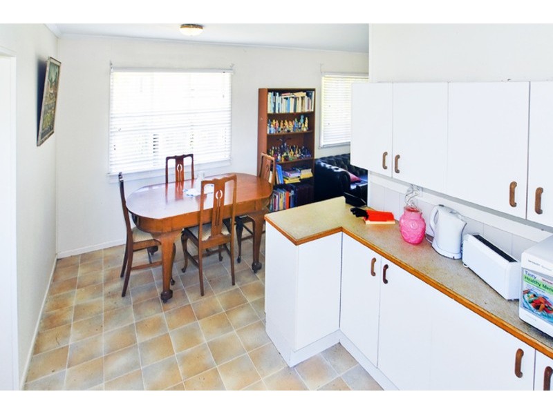 36 CHARTWELL STREET, Margate QLD 4019