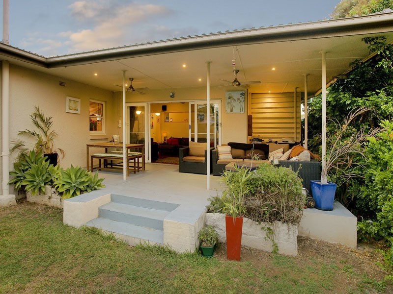 14 ROGERS ROAD, Clontarf QLD 4019