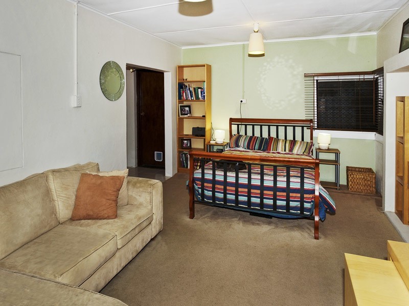 14 ROGERS ROAD, Clontarf QLD 4019