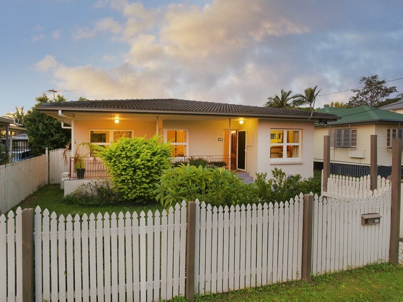 14 ROGERS ROAD, Clontarf QLD 4019