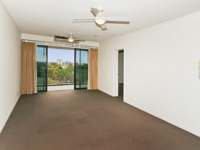 25-33/503 DIX ST, Redcliffe QLD 4020