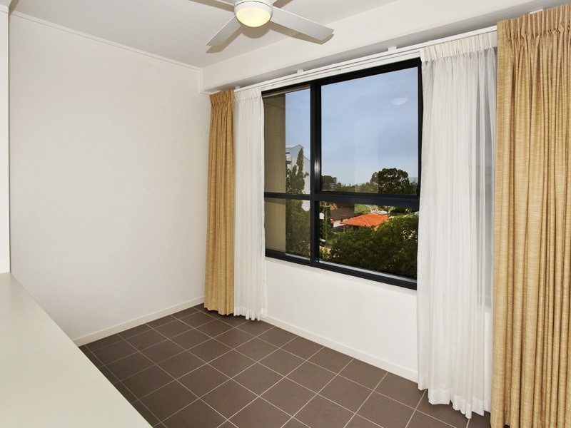 25-33/503 DIX ST, Redcliffe QLD 4020