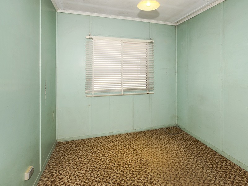 11 MARYBOROUGH TERRACE, Scarborough QLD 4020
