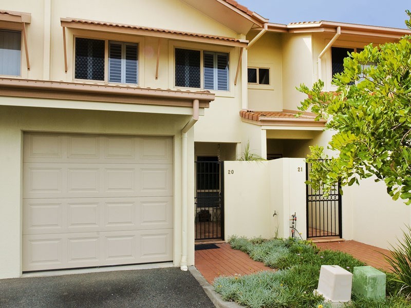 20/156 GRIFFITH RD, Newport QLD 4020