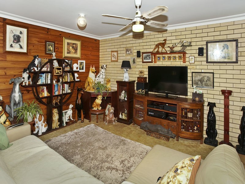 109 KLINGNER RD, Redcliffe QLD 4020