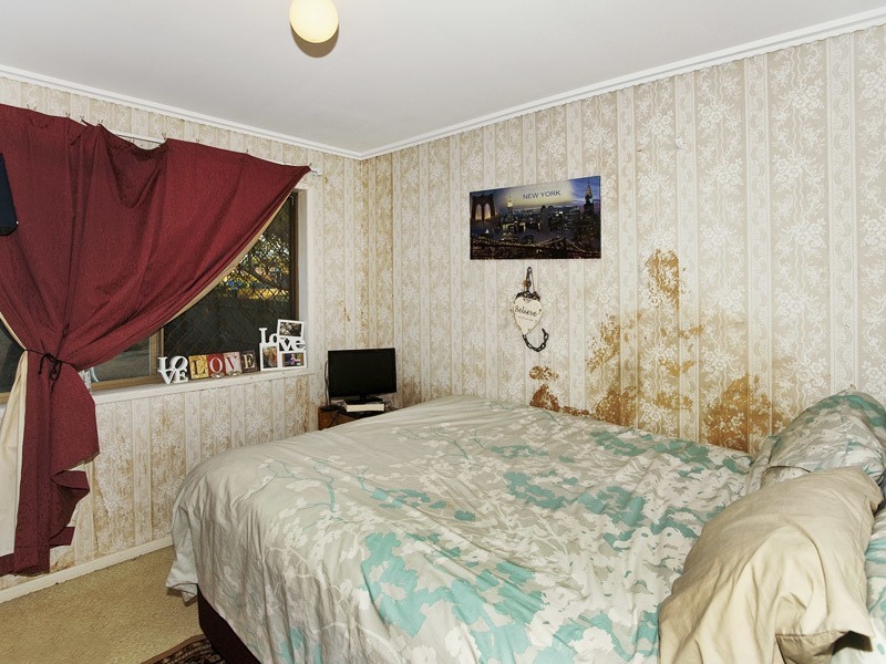109 KLINGNER RD, Redcliffe QLD 4020